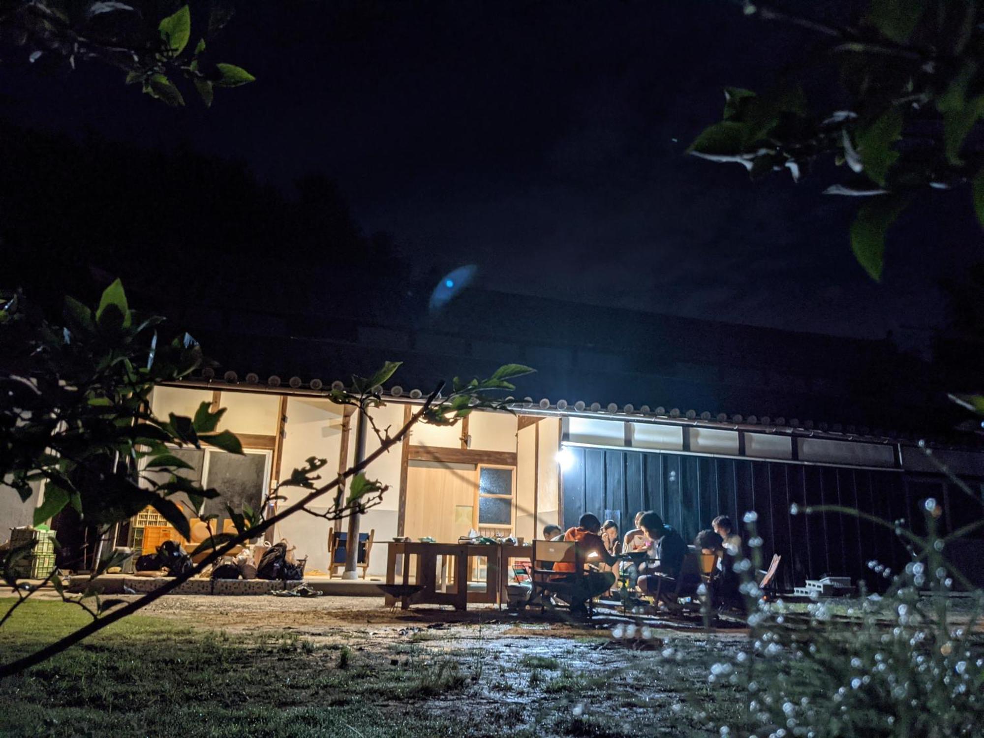 猫と図書館のある宿 草地家 Kusachike Minamiawaji Exterior foto